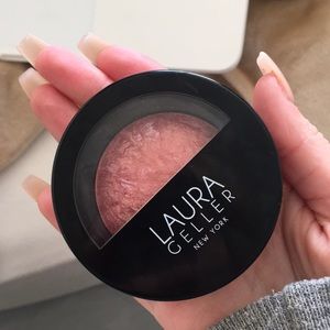 LG baked n brighten blush